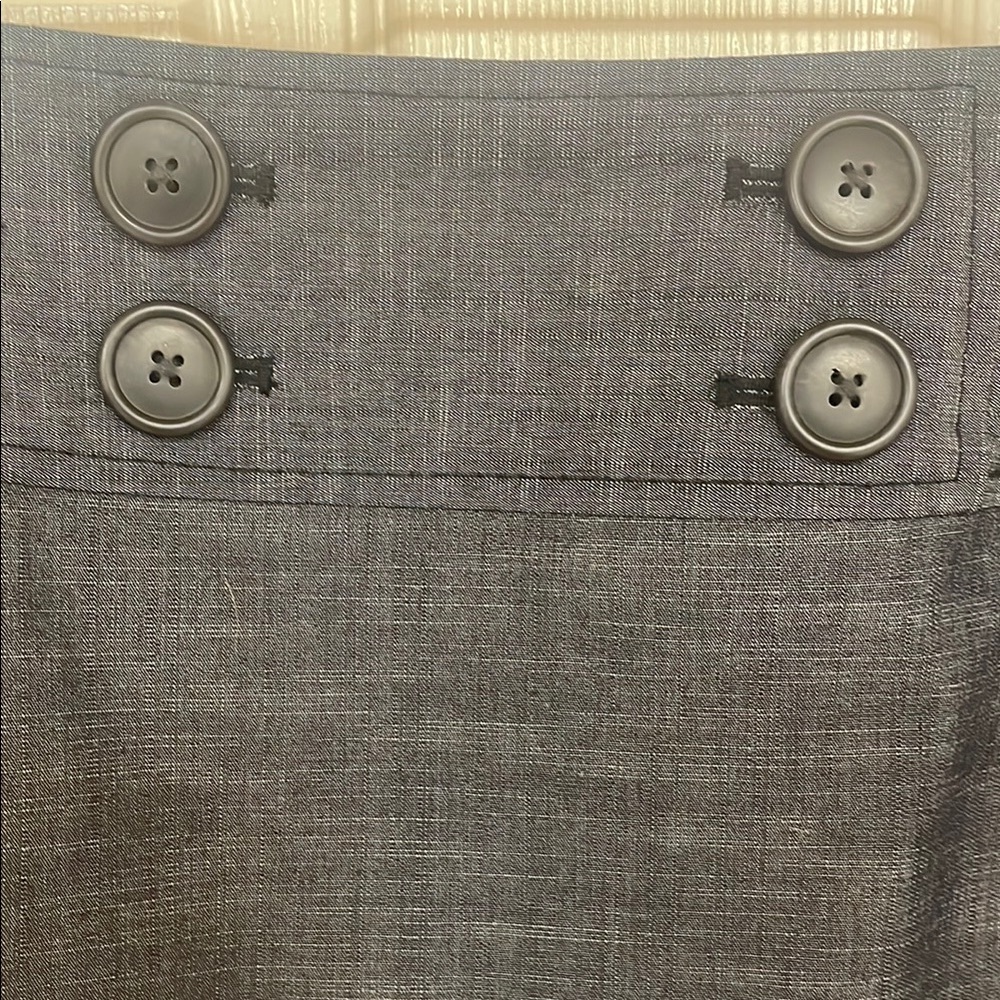 LOFT Button-Accent Pencil Skirt size 6